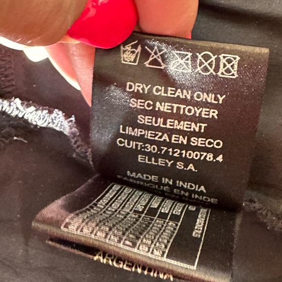 Ginebra Prive black‎ silk w gold metal embroidered accents, cinch waist jumpsuit - Picture 12 of 16